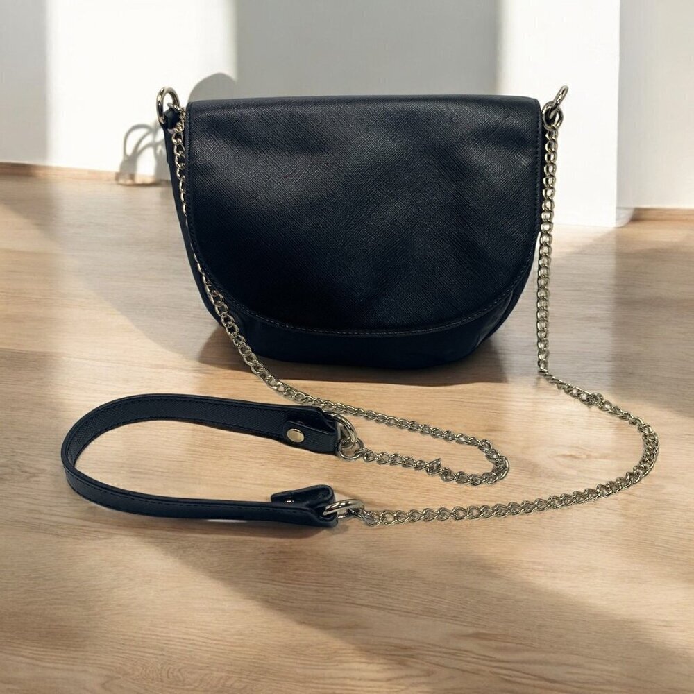 Samsonite Black RFID-Protected Nylon Travel Purse Chain Strap Black & Gold